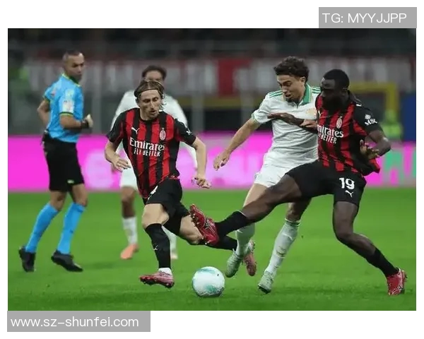 AC米兰与里尔精彩对决集锦回顾赛场瞬间尽收眼底